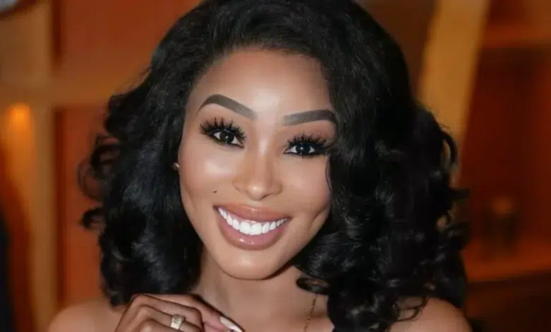 Khanyi Mbau