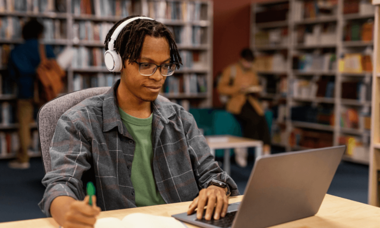 Can You Rewatch FNB App Academy Classes? Here’s How