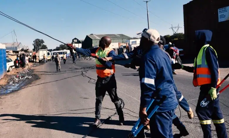 Illegal Connections Exposed: City Power’s Action in Crown Informal Settlements