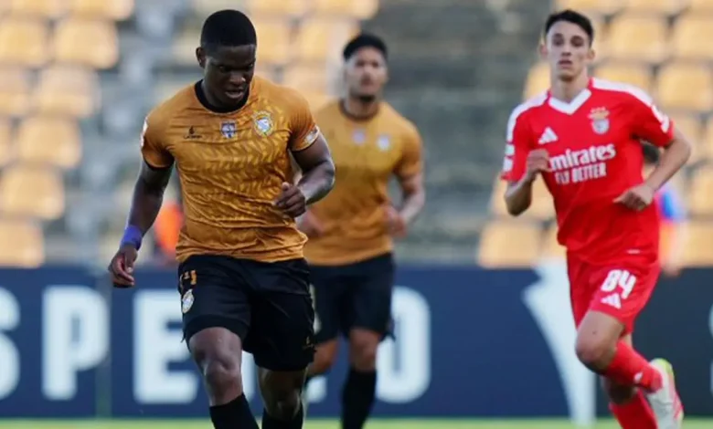 Kaizer Chiefs Unveil R4.5 Million Signing Nkanyiso Shinga from Portugal