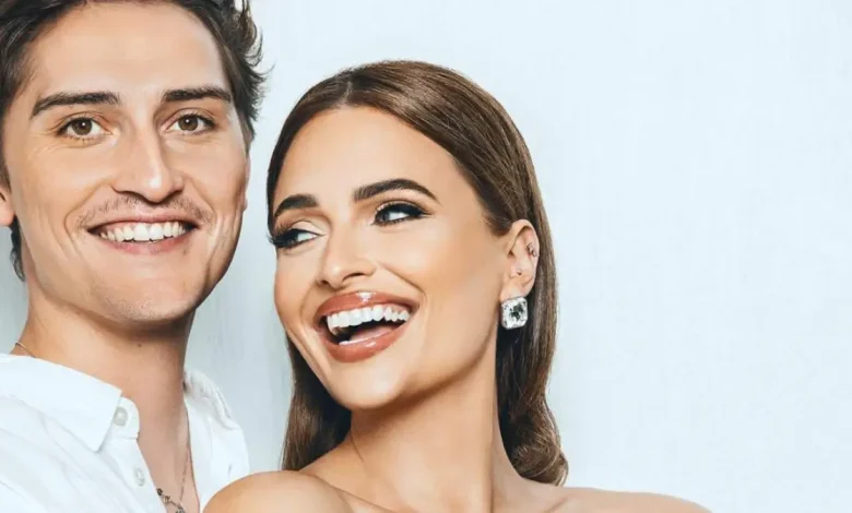 Miss South Africa Mia le Roux Shares Joyful Engagement News